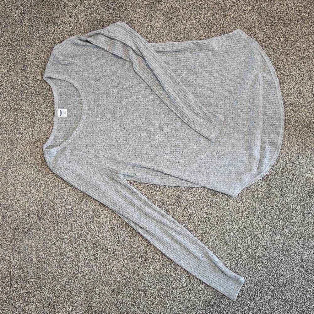 Old navy light sweater/ long sleeve top